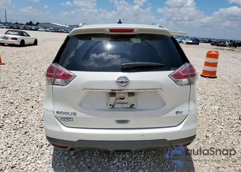 2015 Nissan Rogue S z USA, uszkodzony, nr VIN 5N1AT2ML3FC820717